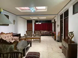 Dijual Rumah Mainroad Dago