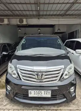 Toyota Alphard SC 2013