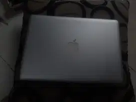 Lcd macbook pro 13 inci middle tahun 2010