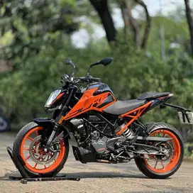 KTM DUKE 200 ABS ORANGE 2022 KM 4K SUPERB