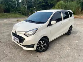 Low KM Daihatsu Sigra 1.2 X Bensin-MT 2018 Putih WNH