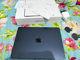Macbook Air M2 Midnight