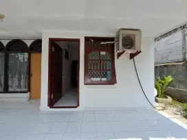 Di sewakan kamar kost tengah kota bogor. 8 menit ke stasiun bogor