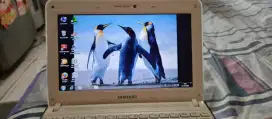 Netbook Samsung N210 Putih