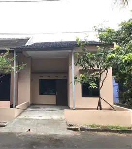 Disewakan rumah di Perum Legok Permai Blok B2 no A11A