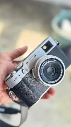 Fujifilm Fuji X100VI Like new garansi panjang fullset