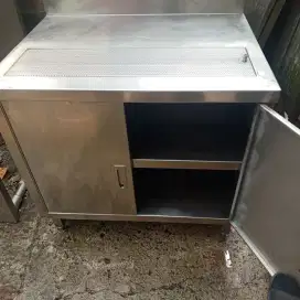Cabinet table stainless