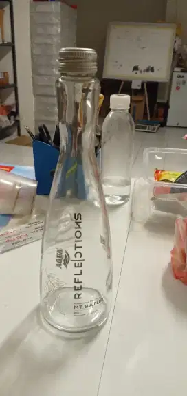 Dijual botol kaca aqua