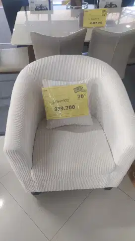 Sofa 1 Seater Lexxy