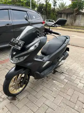 Honda Pcx 150 Cbs Hitam Doff