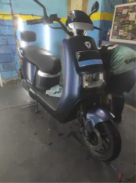 Jual motor listrik Yadea e8s pro