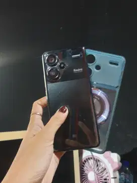 Xiaomi Redmi Note 13 Pro+ 5G 12/512 Batangan