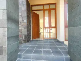 Rumah Baru 2 Lantai SHM di Taman Persada Residence