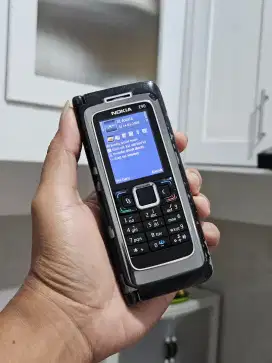 Nokia E90 Black Edition XL ONLY