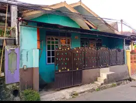 Rumah Strategis Cisarua Bogor 2 lantai