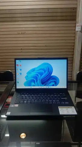 Asus Vivobook GO 14 E1404FA Ryzen 3 7320U RAM 8GB SSD 256GB NVMe