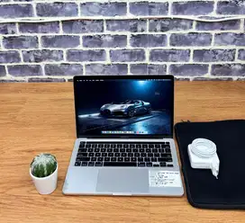 MacBook Pro Retina 13” 2019 , Like New