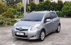 Toyota Yaris E at matic  2012 ( no Trd)