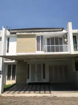 Dijual Rumah Manyar Jaya Hadap Utara