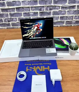MacBook Air Retina M1 13” 2020 , Like New