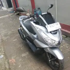 Di jual cepat Honda PCX tipe cbs tahun 2024
