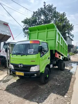 Hino Dutro 136HD 4x2 Dumptruk