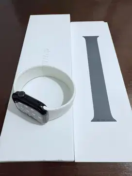 Apple Watch Series 10 42mm Jet Blac Aluminum GPS