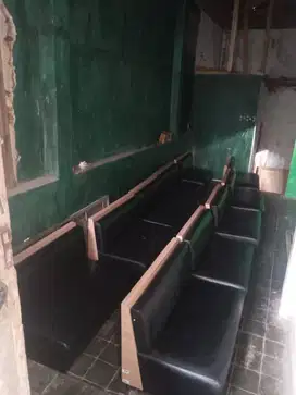 Kursi Sofa Semi Kulit Warna Hitam