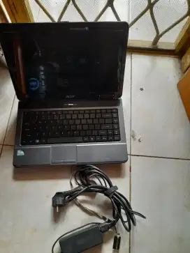 Laptop Acer& PC bekas