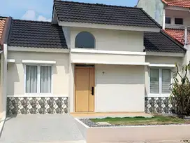 DIJUAL RUMAH CANTIK JAPANESE STYLE KOTA BARU PARAHANGAN