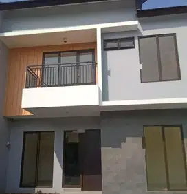 Rumah baru, bagus akses Tol di  Cibubur