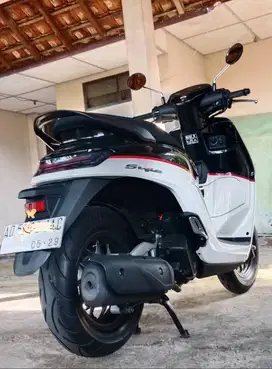 Stylo 2024 Tangan Pertama