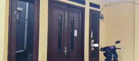 Di kontrakan bulanan 2 kamar tidur