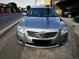 Toyota Camry V 2010 Silver