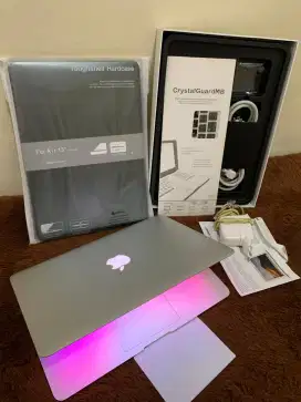 Macbook Air 13 Inc 2017 Core i7 Lengkap Free Bonus