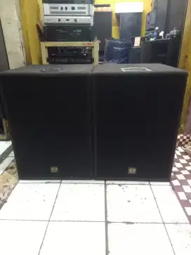 SUBWOOFER DYNACOR F8 MADE IN GERMANY