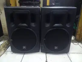 SPEAKER AKTIF BETA THREE U12