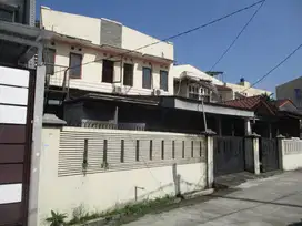 Rumah exs konveksi kebon jeruk