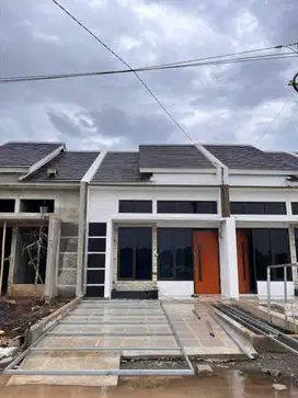 Rumah baru di Ciwastra bandung banyak promo