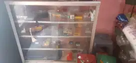 Etalase bekas,,kondisi masih bagus