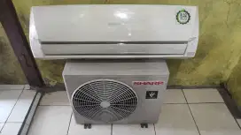Dijual harga terpasang AC merk Sharp 1/2 PK r32