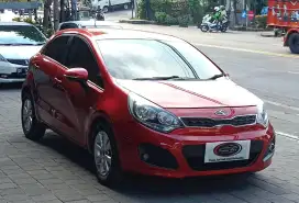 Kia rio special edition 2015 asli bali low km warna merah Favorite