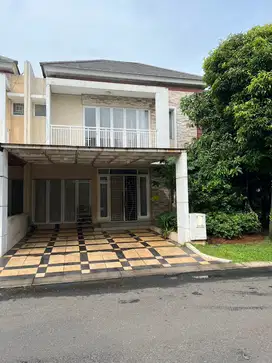 Rumah dekat mall di Magnolia Summarecon Bekasi
