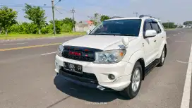 Toyota Fortuner S Trd 2011 matic tgn 1 Istimewa