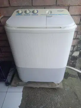 Mesin cuci merk SHARP 7 kg