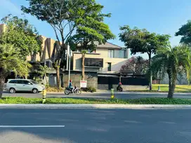 Dijual Rumah Mewah Modern Main Road Raya Citraland Utama 3 Lantai