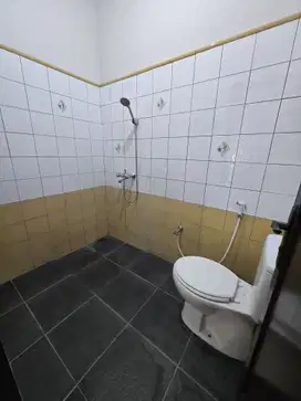 DIJUAL/sewa RUMAH 2 Lt Furnished di KBP- Tatar Wangsakerta, Bandung *M