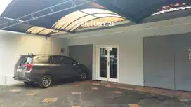 Dijual Cepat Ruang Usaha Pinggir Jalan Raya Bintaro Utama Sektor