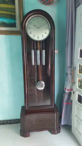 Jam lemari antik tua merek wehrle germany