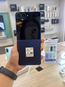 PO SAMSUNG GALAXY ZFLIP 7 512GB GARANSI RESMI BY ERAFONE